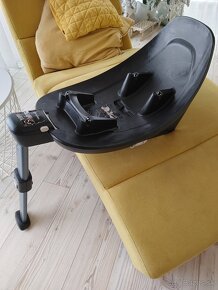 Cybex Aton M so základňou a adaptermi na Joolz - 2