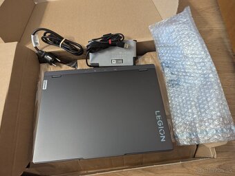 Predam Lenovo Legion 14 Oled 7840 32GB  1TB  Nvidia 4060 - 2