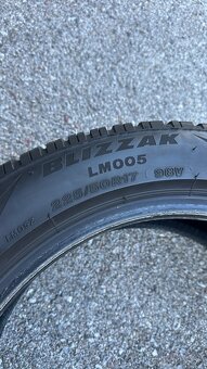 Bridgestone Blizzak LM005 225/50/r17 - 2