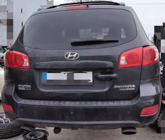 Hyundai Santa Fe 2.2 CRDi 2008 predám ZADNÉ SVETLA, DVERE, - 2