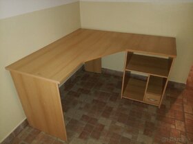 Rohový stolík do detskej izby - 2