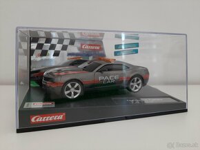 Autíčka na autodráhu Carrera Evolution/D132 - 2