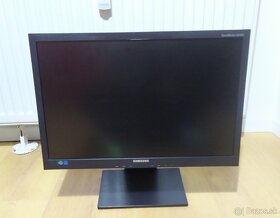 22" LCD monitor Samsung (20) - 2