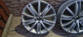 Predám originál VW Tiguan New York disky 5x112 R18 7J ET43 - 2