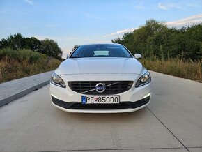 Volvo V60 2016 2,0 diesel 110kW automat - 2