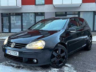 Volkswagen Golf 5 2.0TDi - 2