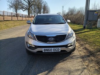 Kia Sportage.2.0 CRDI .4X4 100KW - 2