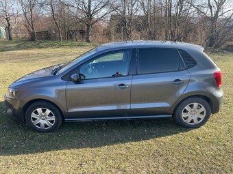 Volkswagen POLO 1.4 16V Comfortline DSG - 2