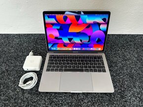 MacBook Pro 13" 2017 8/256GB Space Gray - 2