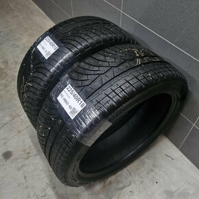 Zimné pneumatiky 225/40 R18 MICHELIN - 2