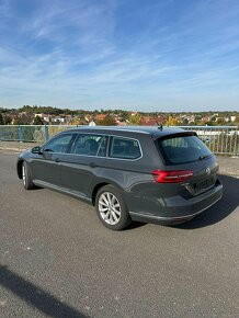 VW PASSAT B8 HIGHLINE COMBI 2.0Tdi, 110KW, DSG, Kamera - 2