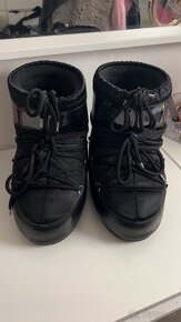 Moon boots - 2