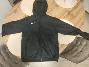 Chlapčenská zimná bunda NIKE - 2