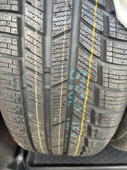 Zimné pneumatiky TOYO SNOWPROX 225/45R19 - 2