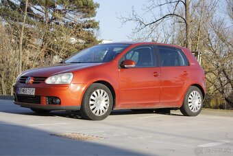 VW Golf 5 1.9 TDI ( BXE ) - 2