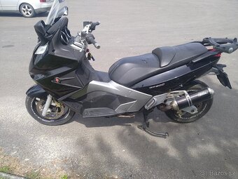 Predám Gilera GP 800 GP800 - 2