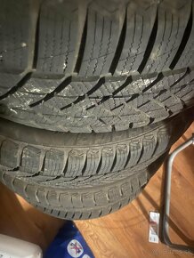 PREDAM ZIMNÉ PNEU MATADOR 215/55 R17 - 2