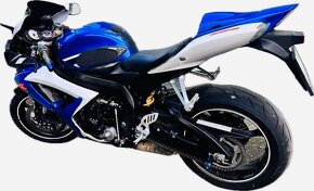 Suzuki GSXR 600 - 2