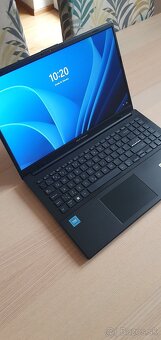 ASUS Vivobook Go 15 - 2