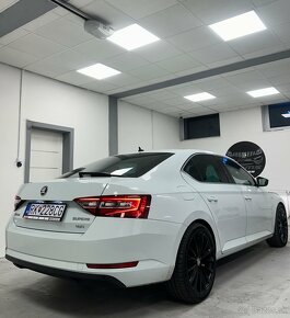 Skoda Superb Laurin&Klement 2.0TDI 140Kw 4x4 - 2