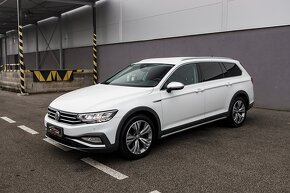 Volkswagen Passat Alltrack 2.0TDI 140kW DSG6 4Motion 10/2019 - 2