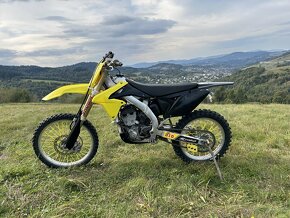 Predám Suzuki rm-z 250 - 2