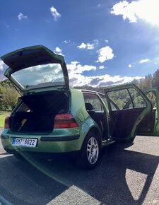 Volkswagen Golf IV. 1.6 16V - 2