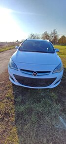 Osobné auto Opel Astra Sport Tourer na predaj - 2