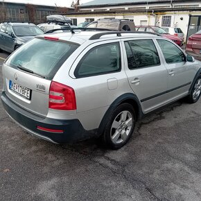 Skoda Octavia Scout 4x4 2.0 FSI - 2