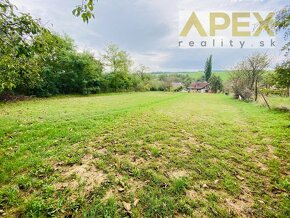 Exkluzívne APEX reality stavebný pozemok 800m2 v Tekoľdanoch - 2