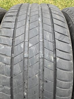 Letne pneu 245/45 R18 Bridgestone rv2022 - 2