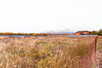 Atraktívny stavebný pozemok (1271 m2) Veľká Lomnica - 2