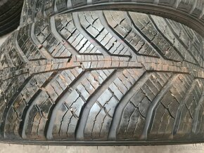 225/40 r18 zimné 2 ks KUMHO dezén 8,3 mm DOT2018 - 2