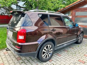 Ssangyong REXTON /2014/4x4/122 000 km/7-miestny - 2