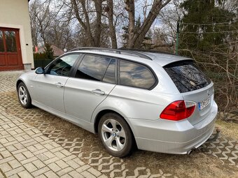 BMW rad 3 318i E91 - 2