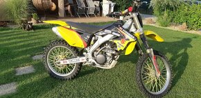 Suzuki rmz 250 - 2