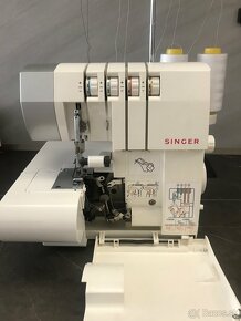 Overlock Singer 14SH754 - 2