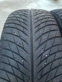 235/40R19 96W Michelin zimná - 2