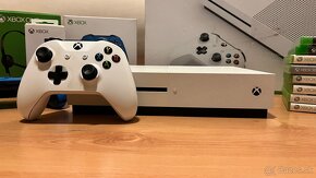 Xbox ONE S 1TB + Prislusenstvo - 2