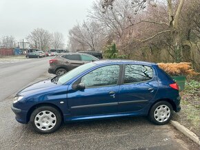 Peugeot 206, málo jazdený, v dobrom stave - 2