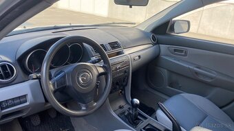 Predám mazda 3 1.4 benzín 62kw r.v2006 - 2