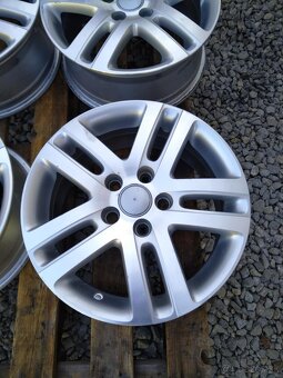 Alu 5 x 112 R 16" VW,ŠKODA,SEAT + zimné pneu. - 2