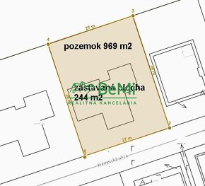 Pozemok ( 969 m2) so stavebným povolením + projekt Malý Lapá - 2