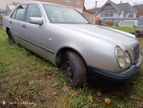 Predám Mercedes W210 Karoseria - 2