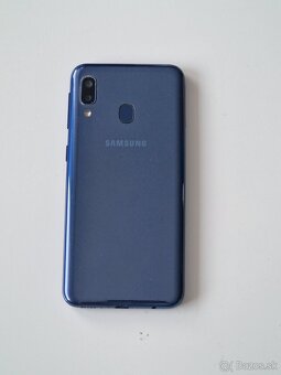 Samsung Galaxy A20e - 2