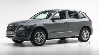 AUDI Q 5 letná sada R 19 originál,výborný stav. - 2