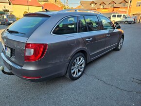 Škoda Superb Combi 2.0 TDI CR 4x4 170k Elegance - 2