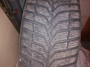 Zimne pneu 205/60 r15 - 2