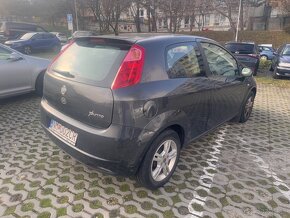 Fiat Punto Grande 2009 (iba 87 232 km) - 2