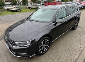 Volkswagen Passat Variant 2.0 TDI EVO Elegance DSG - 2